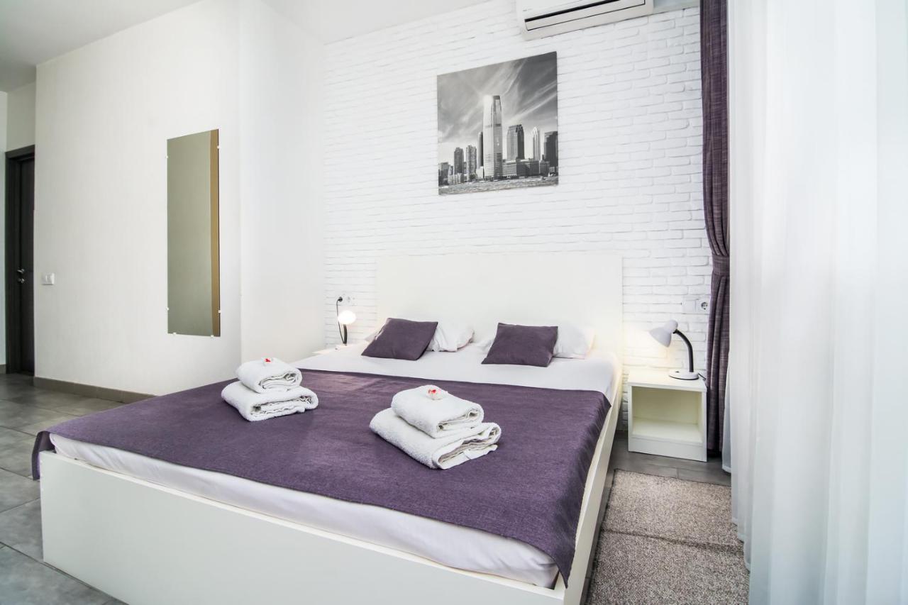 Skyhome Mini-Hotel Kiev Exterior foto